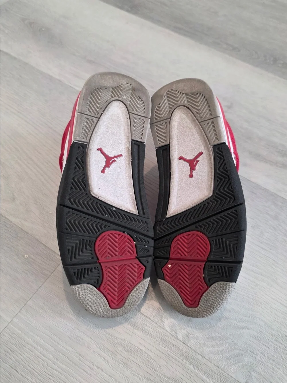 Jordan 4 - Red Cements GS 4Y